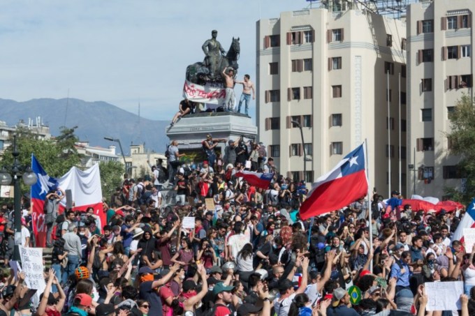 Protestos no Chile – Praça Baquedano, Santiago