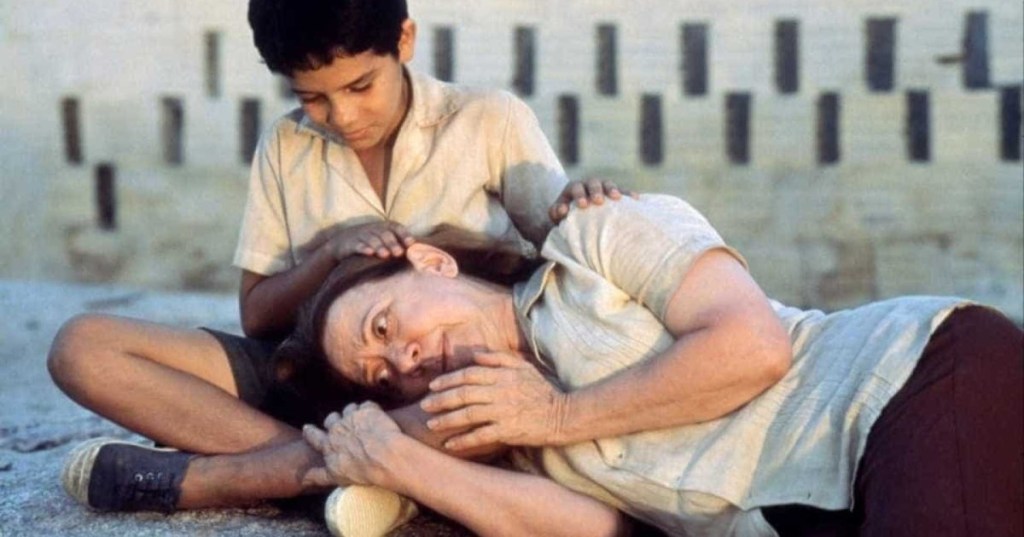 Central do Brasil (1998), de Walter Salles. O filme quase rendeu um Oscar para a atriz Fernanda Montenegro