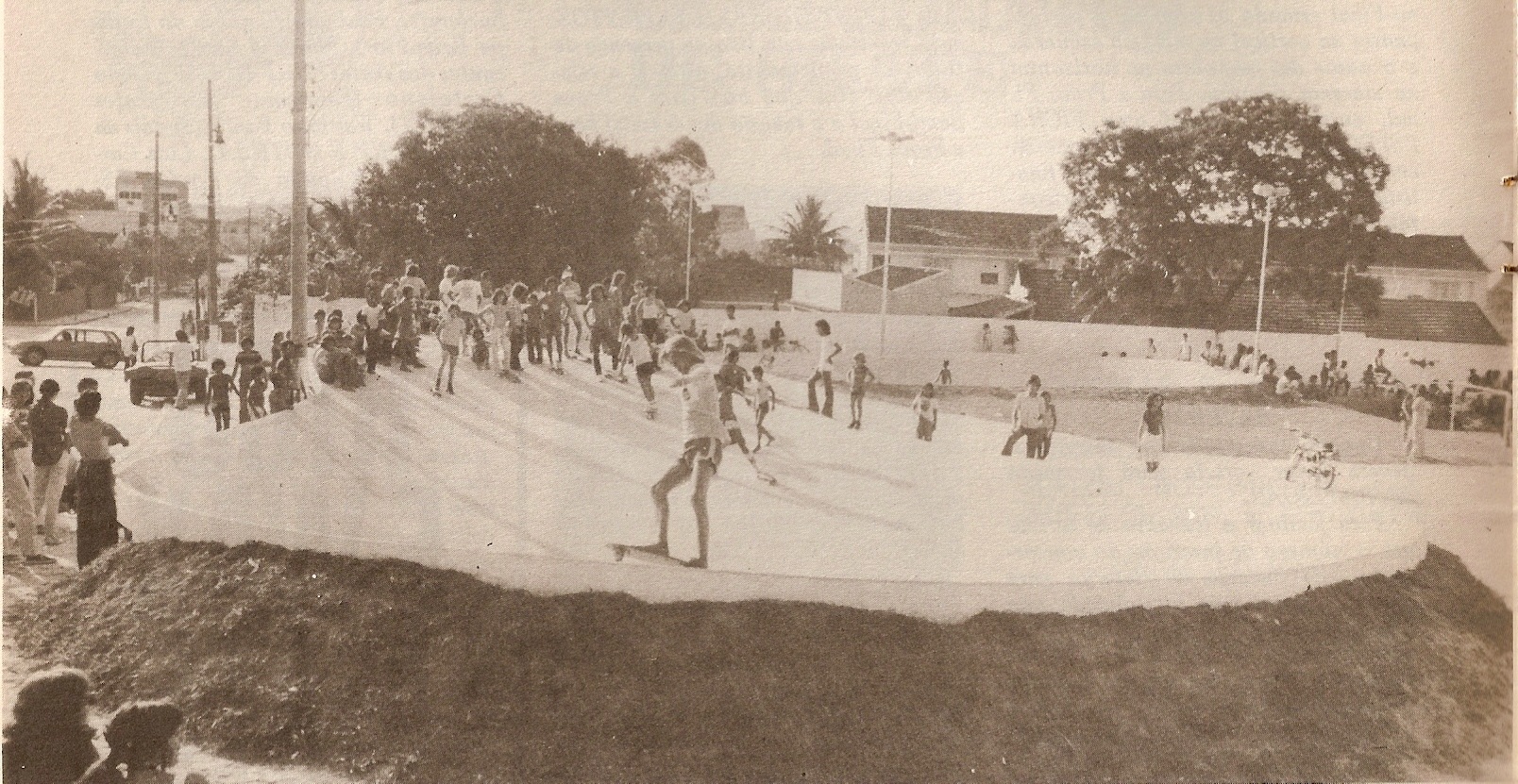 Pista de Skate em Nova Iguaçu – 1977 Pista de Skate em Nova Iguaçu – 1977