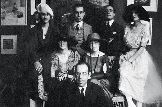 Mário de Andrade, Anita Malfatti e amigos, em 1922.