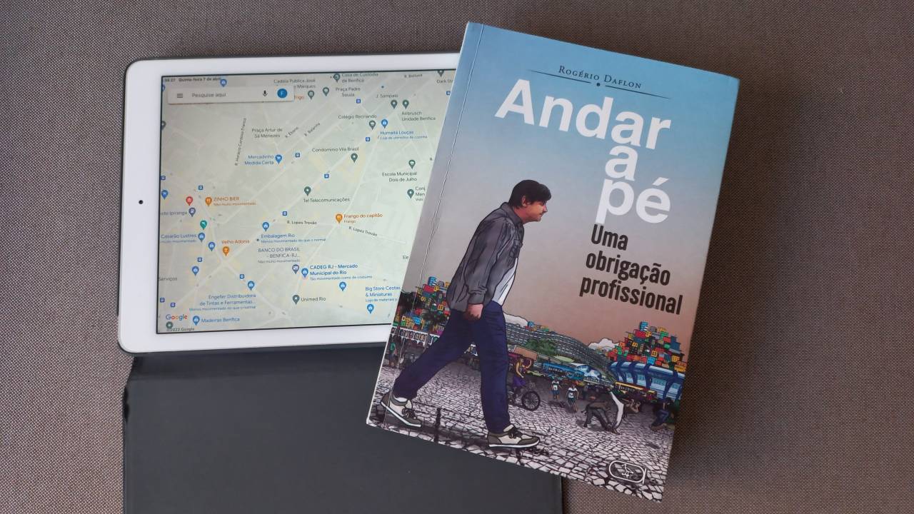Capa do livro Andar a pé, de Rogério Daflon