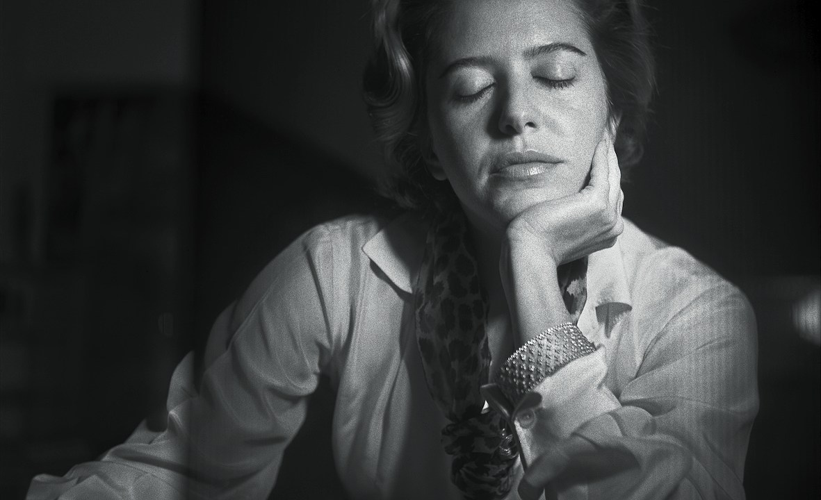 Hilda Hilst, na fotografia de Fernando Lemos que integra a mostra "Fernando Lemos - Mais a Mais ou Menos", no Sesc Bom Retiro, São Paulo, 2019.
