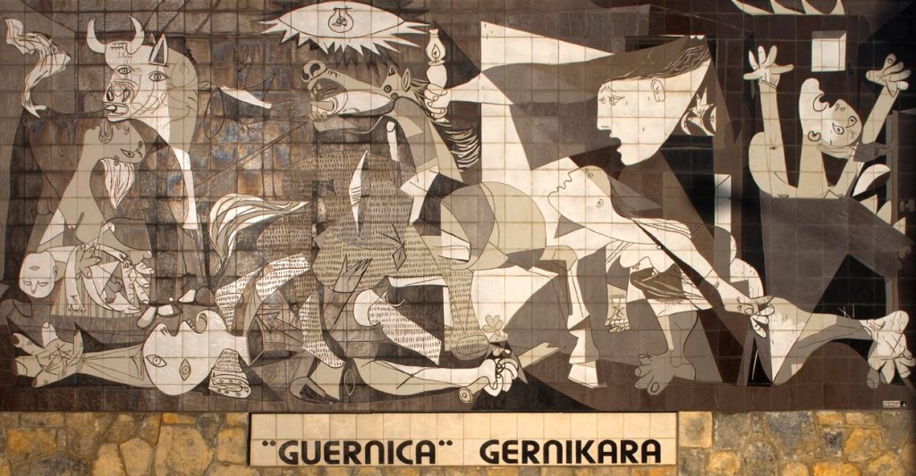 Mural na cidade de Guernica com uma reprodução da obra original