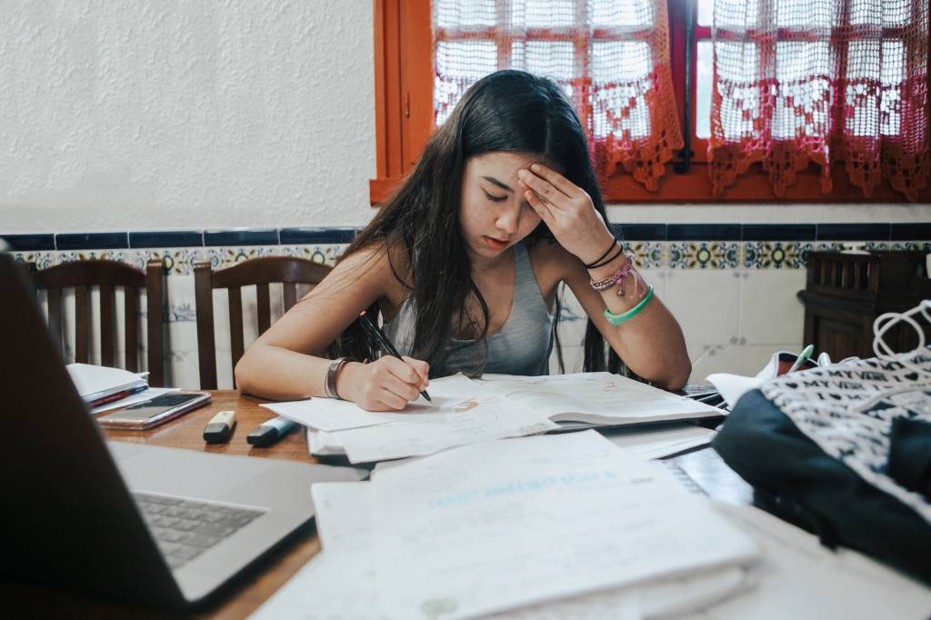 Foco nas exatas: como estudar Matemática, Física e Química do jeito certo