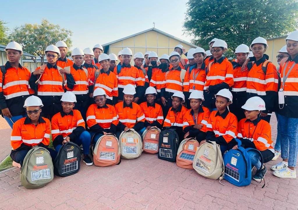 mochilas solares áfrica