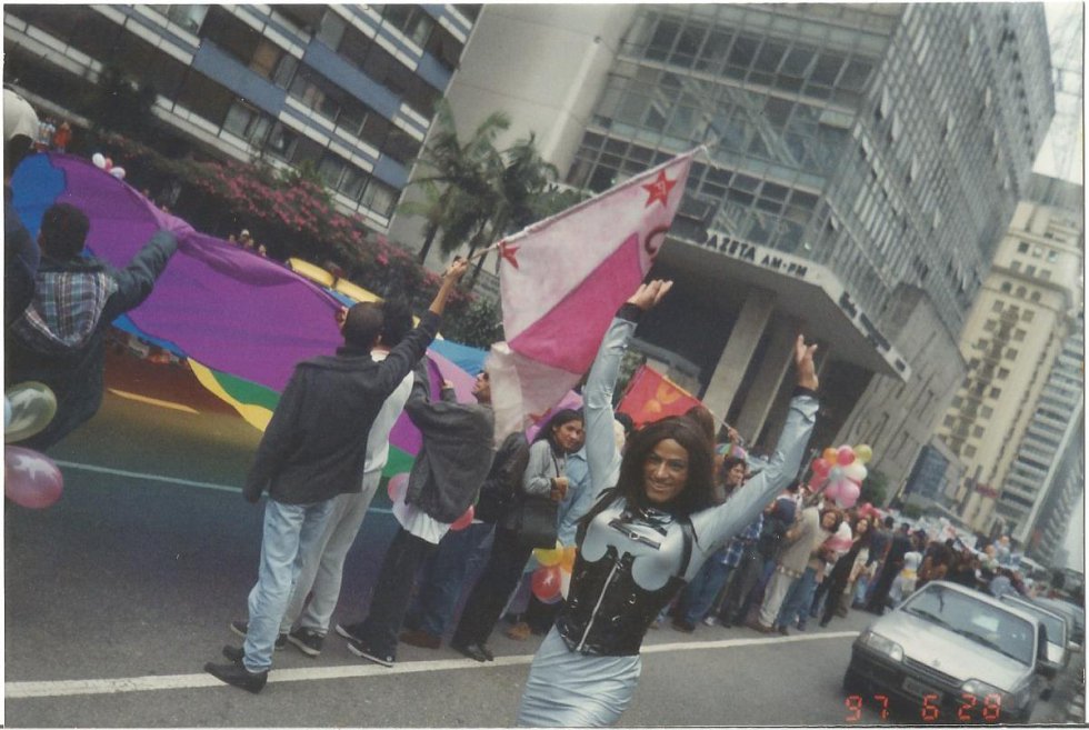 Parada da orgulho LGBTQIA+ em São Paulo, na Avenida Paulista
