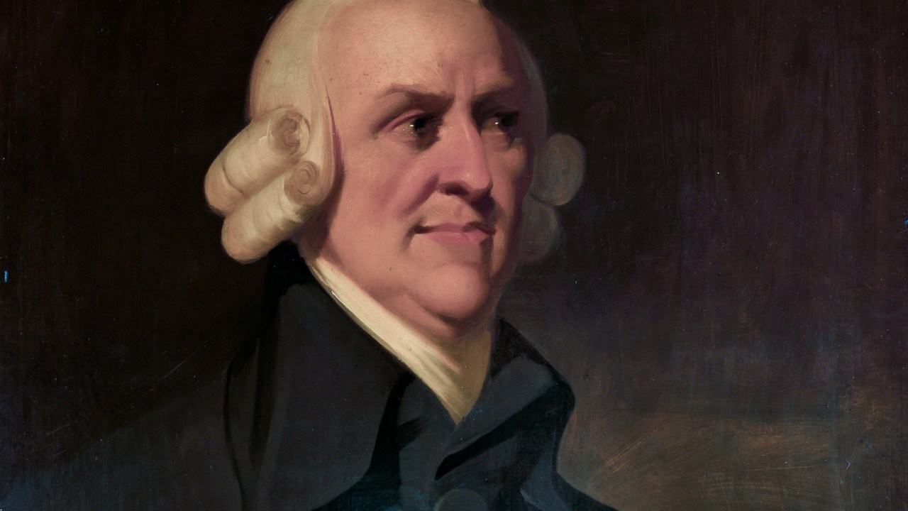 O filósofo e economista Adam Smith, homem branco de cabelos grisalhos