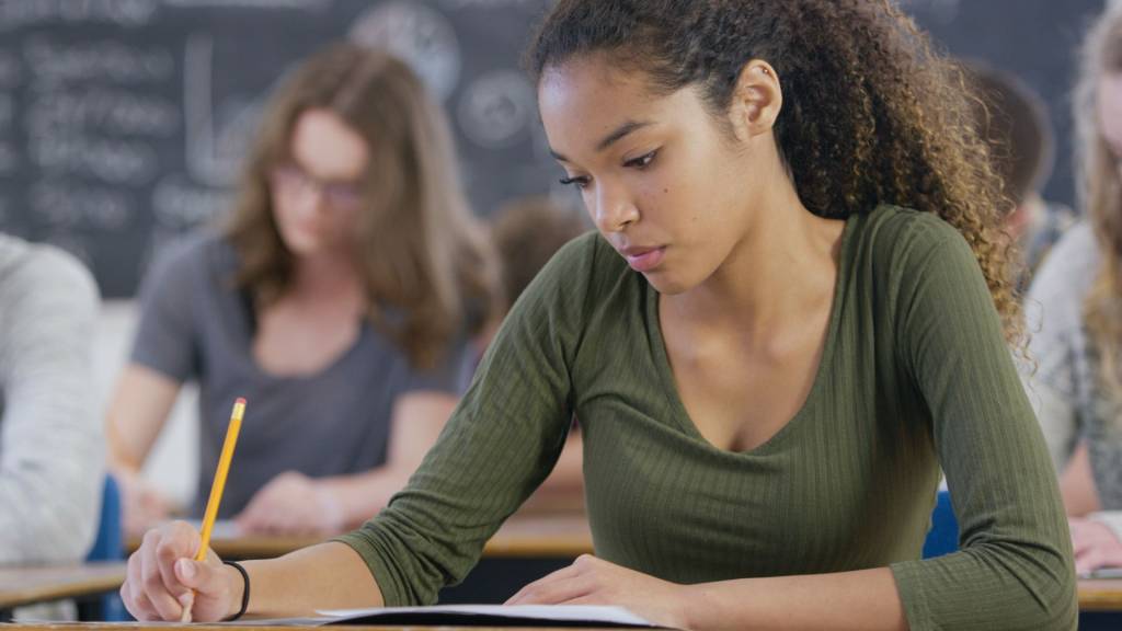 Saiba quais foram as questões mais fáceis do 2º dia do Enem 2025