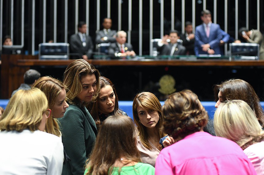 Senadoras em Plenário, em 2021. Número de congressistas diminuiu em 2022