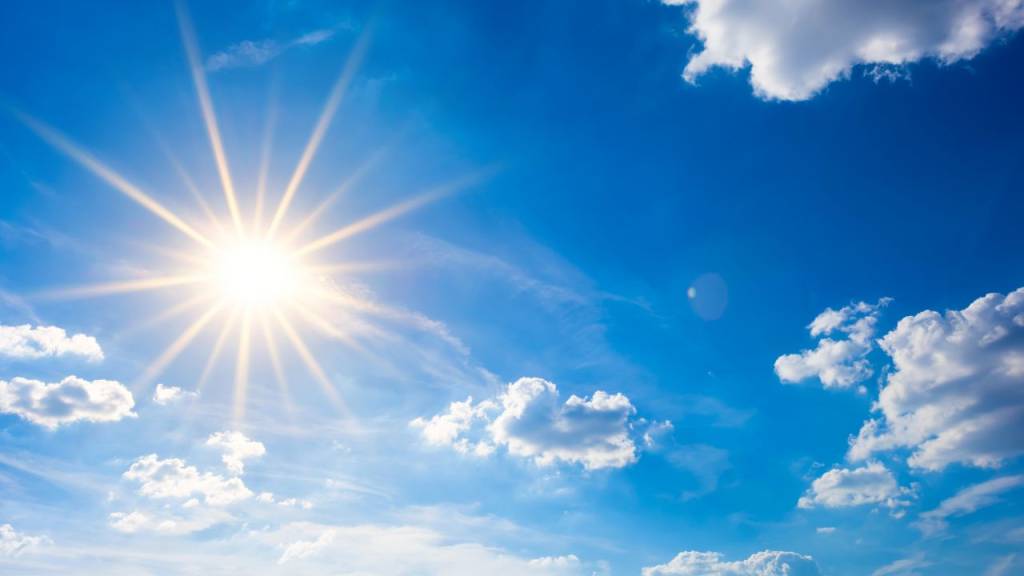 Qual o plural de verão?