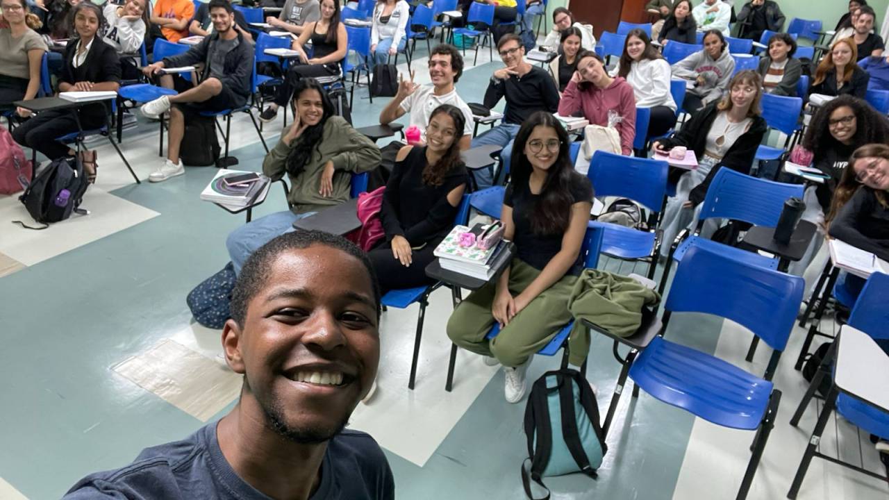 aula do cursinho zilda