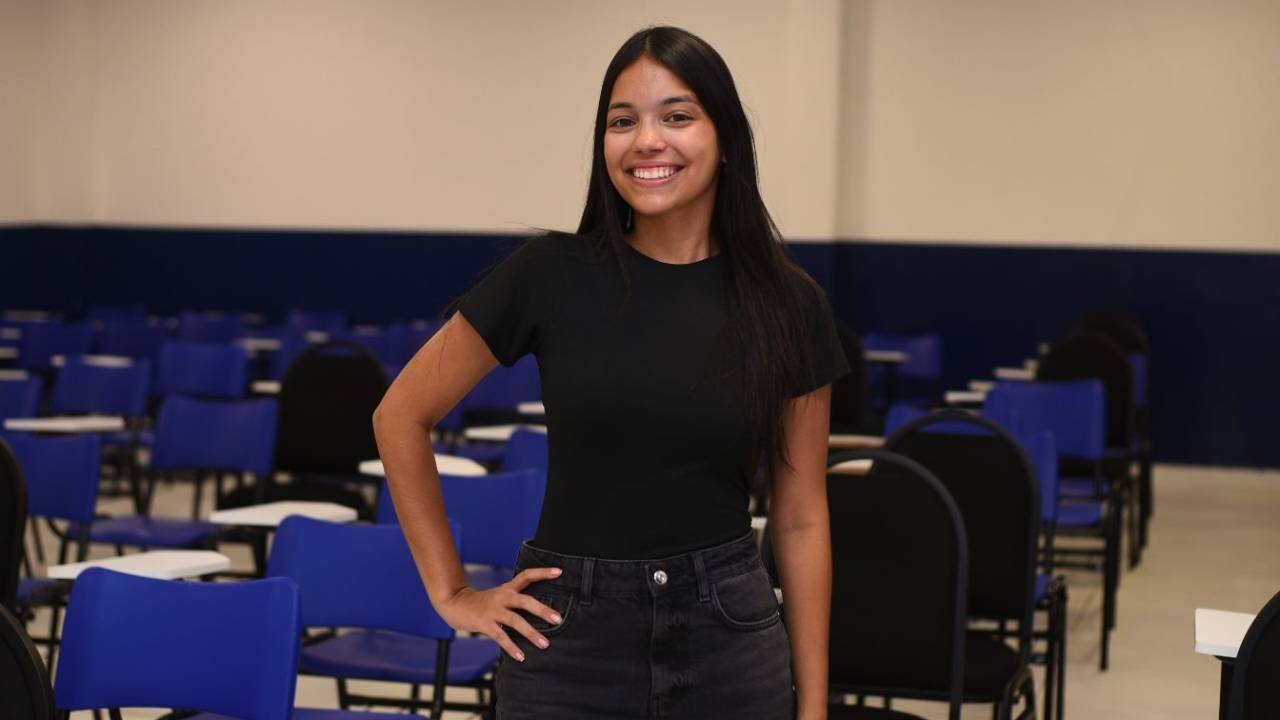 Anna Beatriz, estudante nota mil no Enem