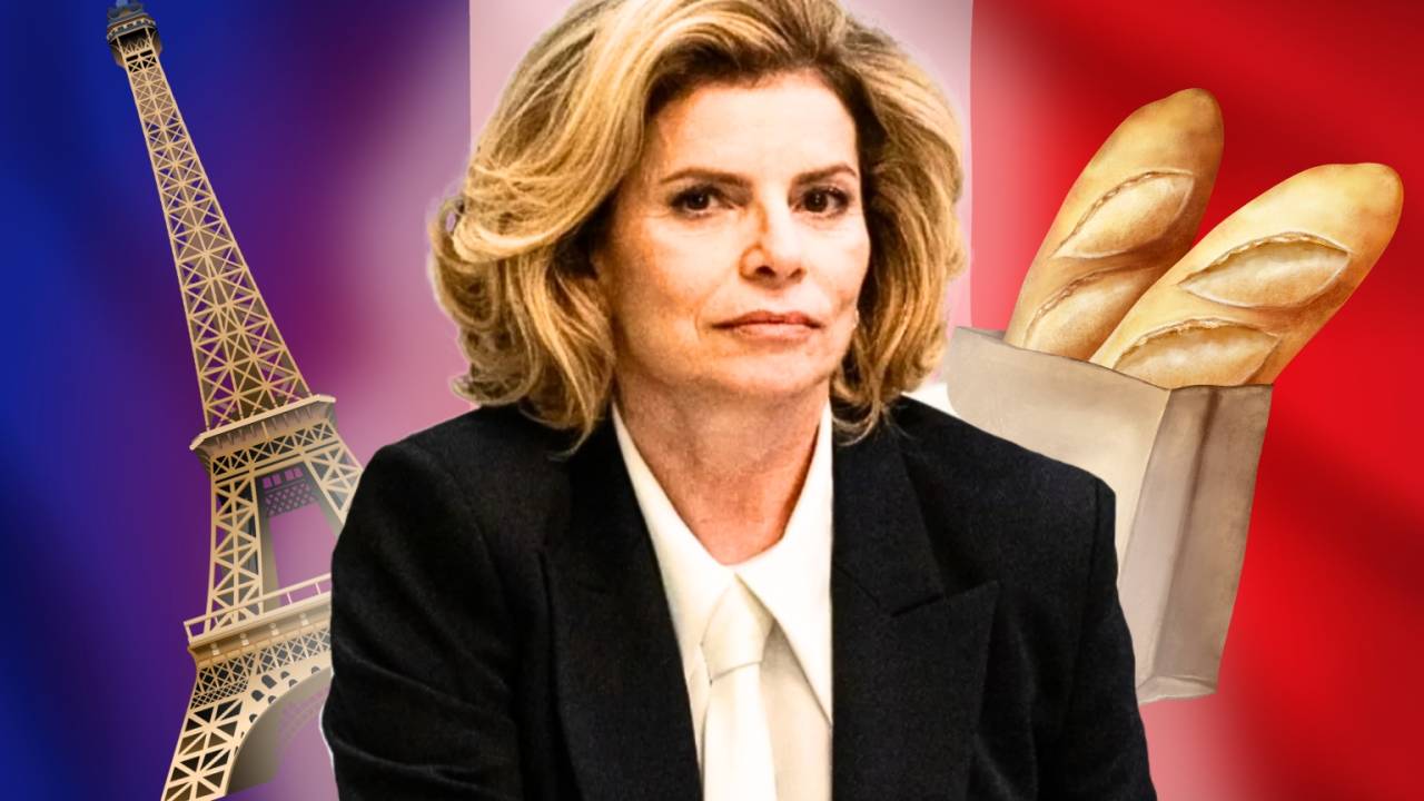 Débora Bloch como Odete Roitman, contra fundo de bandeira francesa, torre Eiffel e baguetes