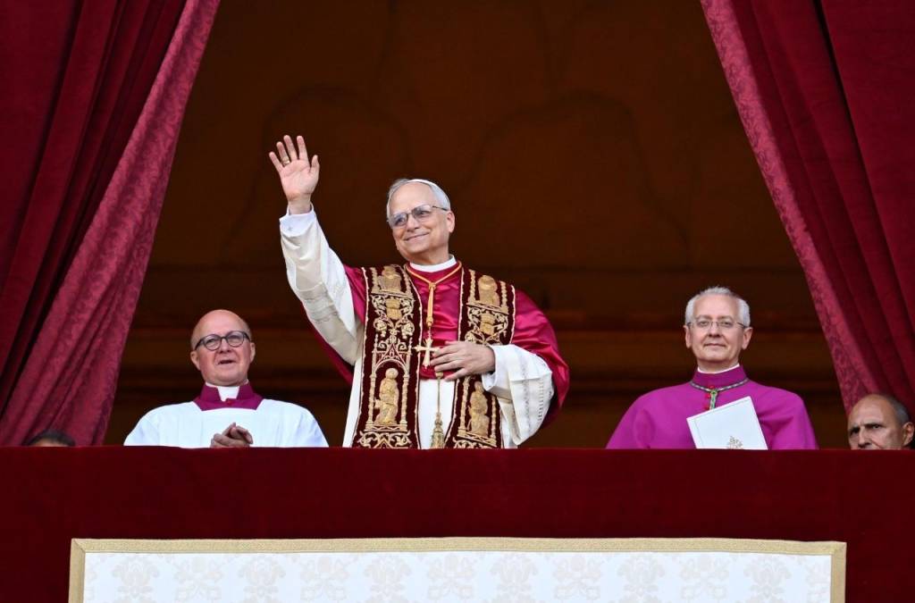 Conheça a longa trajetória acadêmica do cardeal Prevost, novo papa Leão XIV