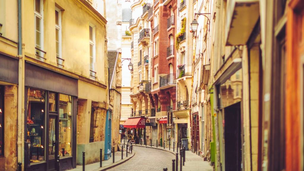 Qual é diminutivo de ‘rua’?