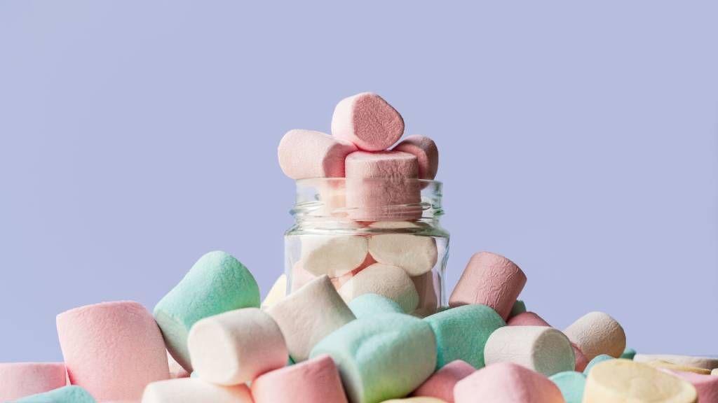 Como se escreve: machimelo ou marshmallow?