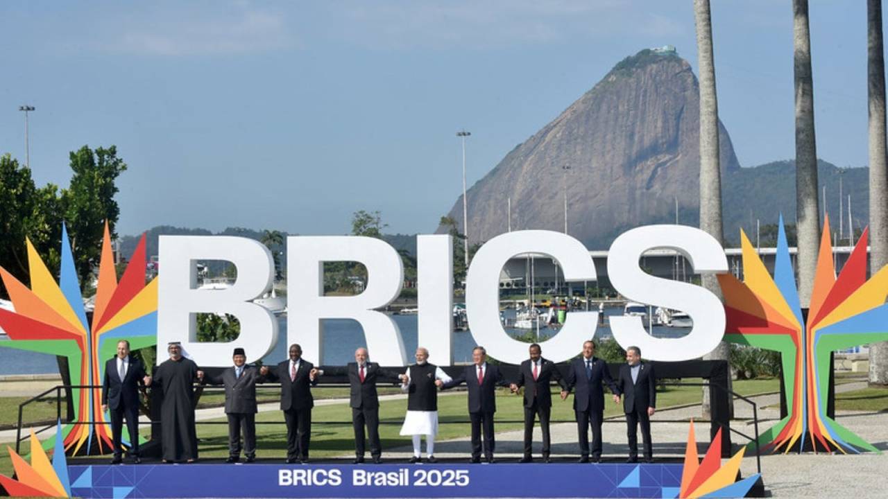 Líderes do BRICS reunidos no Rio de Janeiro. Na foto, apenas o presidente russo Vladimir Putin não está presente