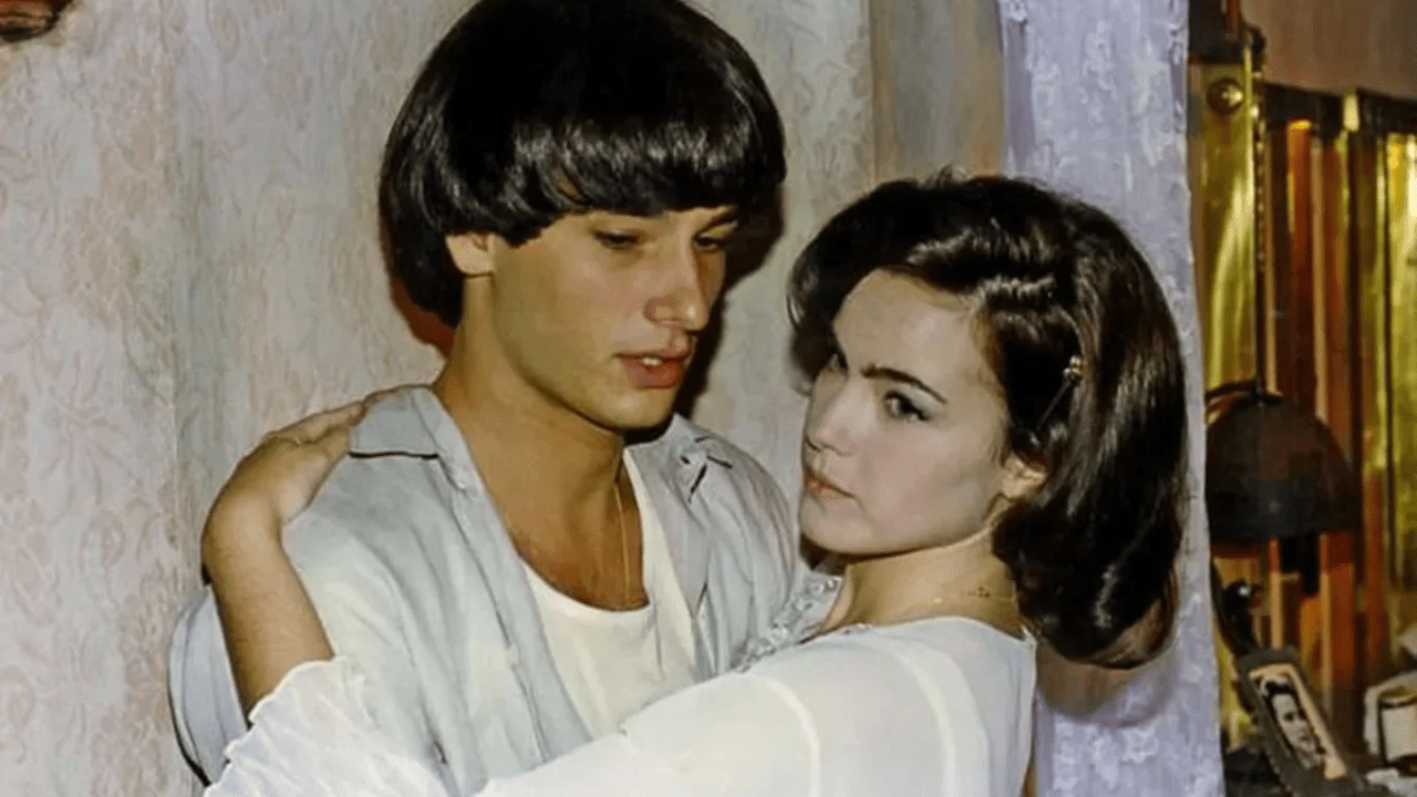 Ana Paula Arósio e Rodrigo Santoro em cena de "Hilda Furacão"