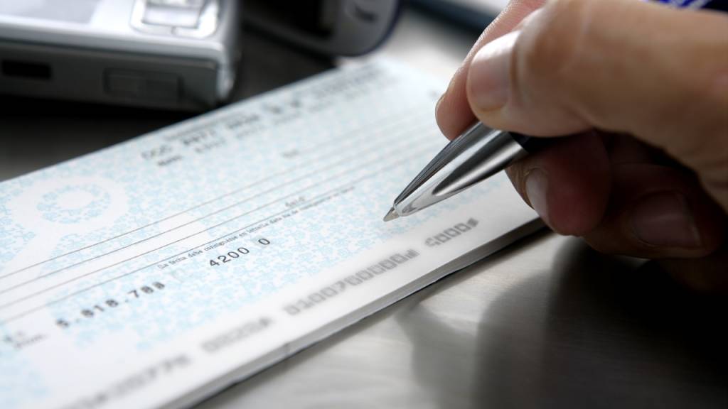 Por que as pessoas escreviam “hum” com H nos cheques