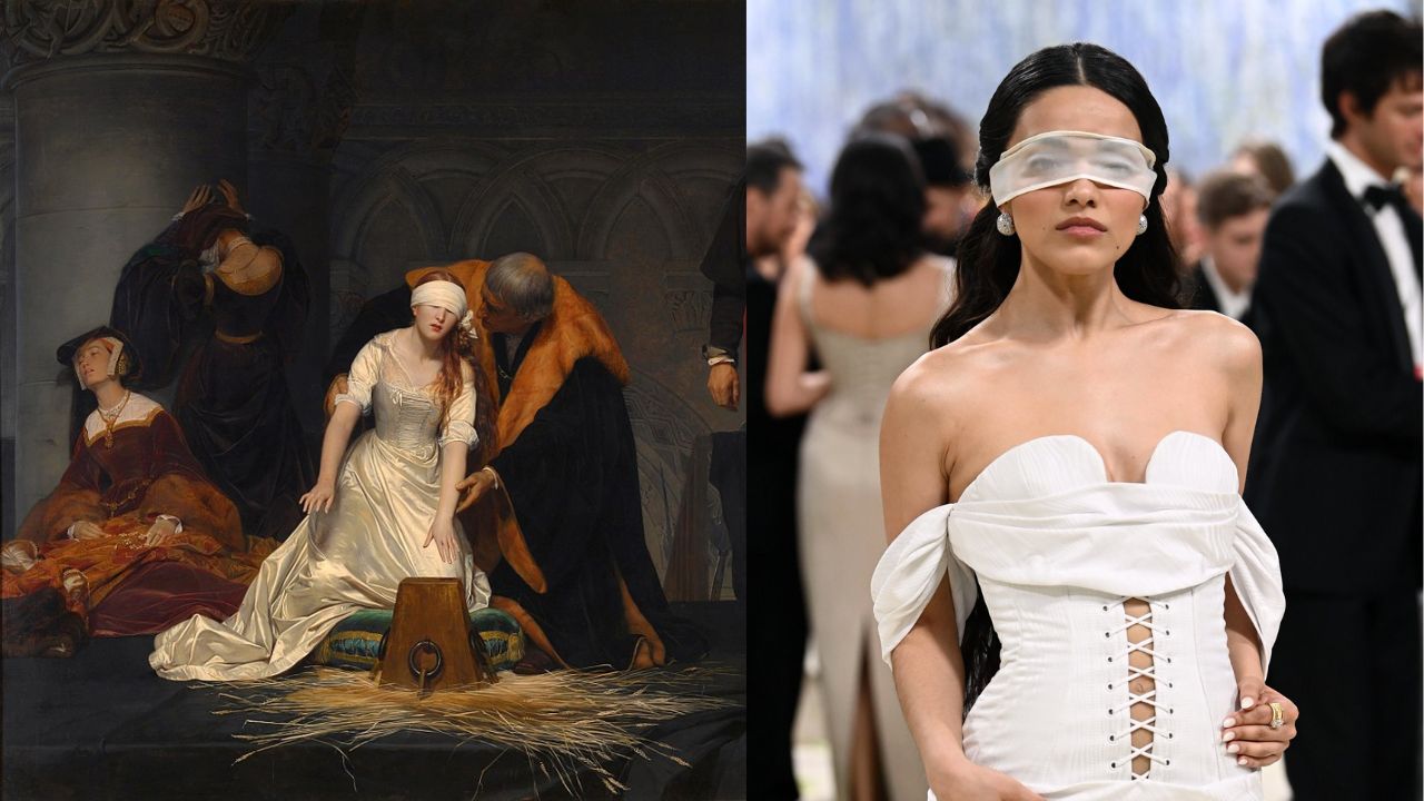 Uma mulher de vestido branco e com os olhos vendados, à direita, ecoa o cenário dramático de uma pintura histórica à esquerda, criando uma mistura de estilos moderno e clássico.