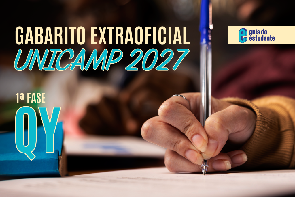 Mão de uma pessoa escrevendo com uma caneta azul em uma folha de papel, com o texto Gabarito Extraoficial Unicamp 2027 1ª Fase QY e o logo Guia do Estudante sobreposto